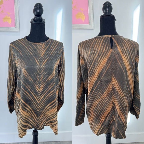 Joan McGee 100% Silk Long Sleeve Neck Button Top - Picture 1 of 8